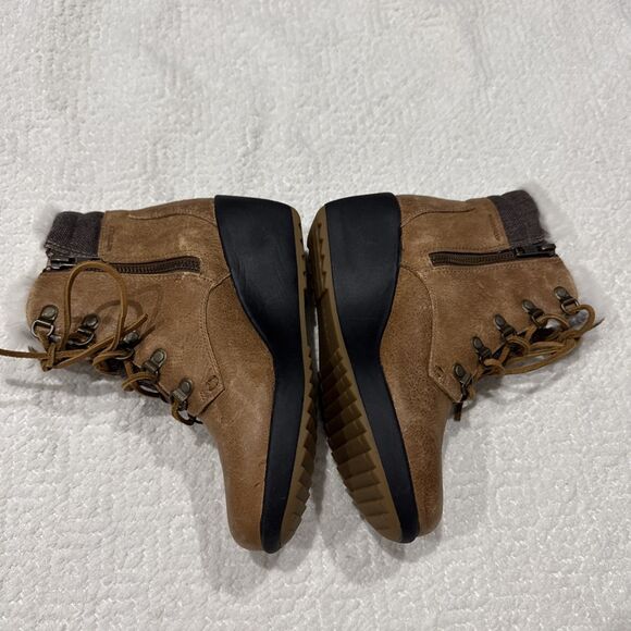 NEW  Sperry Luca Peak Tan brown suede leather fur lined wedge hiking boot Sz 5.5 - Picture 2 of 9